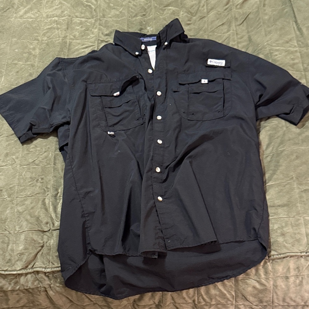 Columbia Men's Black Casual Button Down Shirt